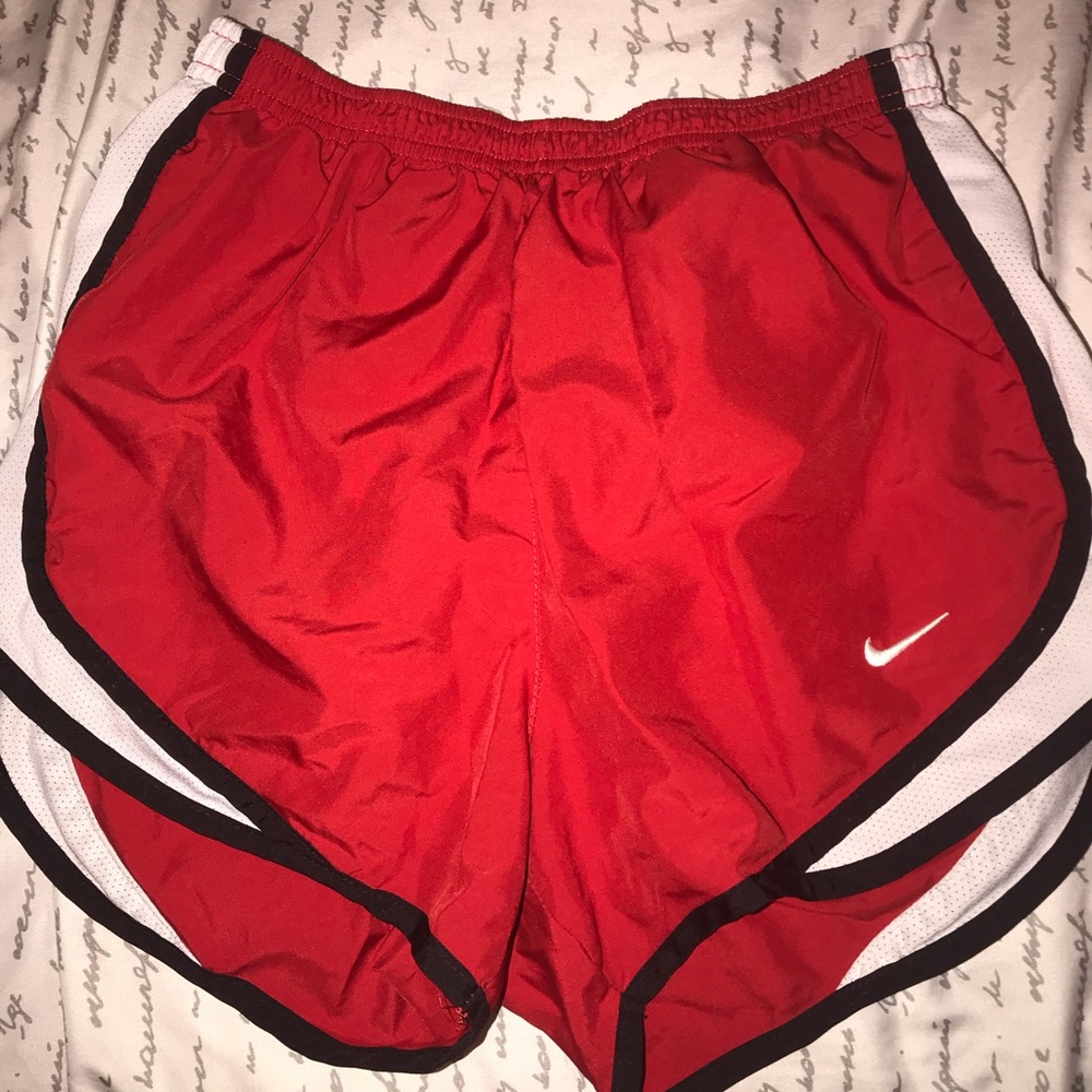 xs nike shorts